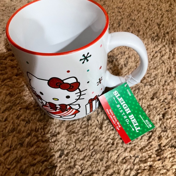 Sanrio Happy Holidays Hello Kitty Mug - Picture 4 of 10